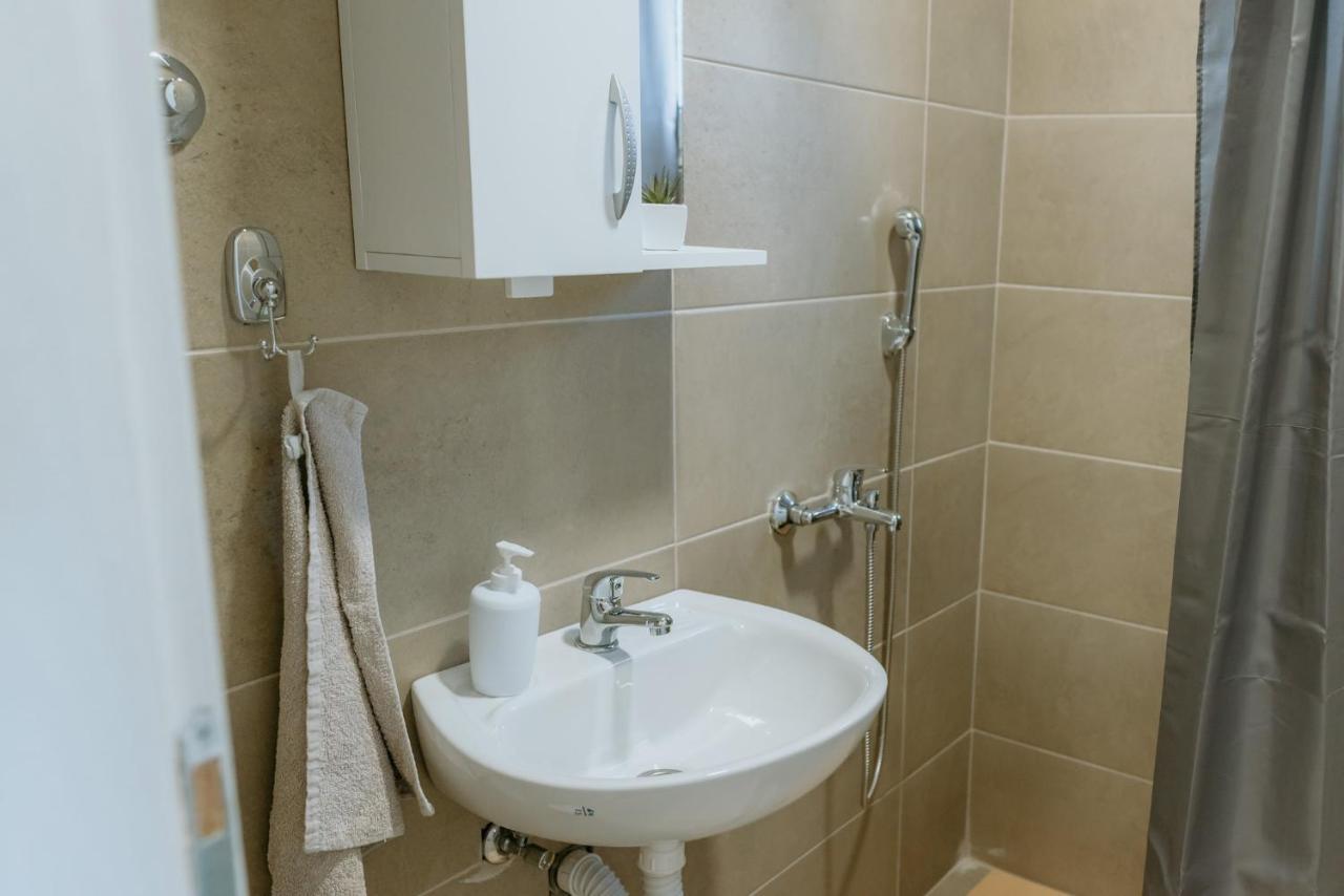 Rent A Room Aleksic Валево Экстерьер фото